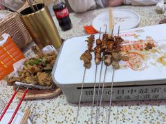 -小董哥烤串·爆汁大油边(故宫店)