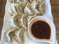 锅贴饺子-妈妈的味道(和顺古镇店)