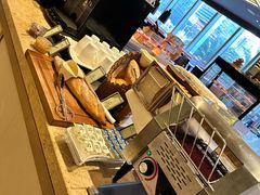 -大中华希尔顿酒店-念自助餐·嗨啤·小龙虾