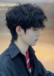 -藤野造型烫发染发