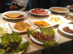 -北京汉丽轩海鲜烤肉自助火锅一体(中百店)