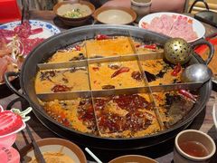 -周小明火锅(黑金冠社区店)