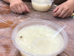 绿豆粥-蓝精灵饺子店
