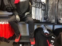 -NIKE上海青浦优选体验店