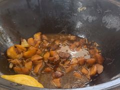 -粘豆包柴火铁锅炖