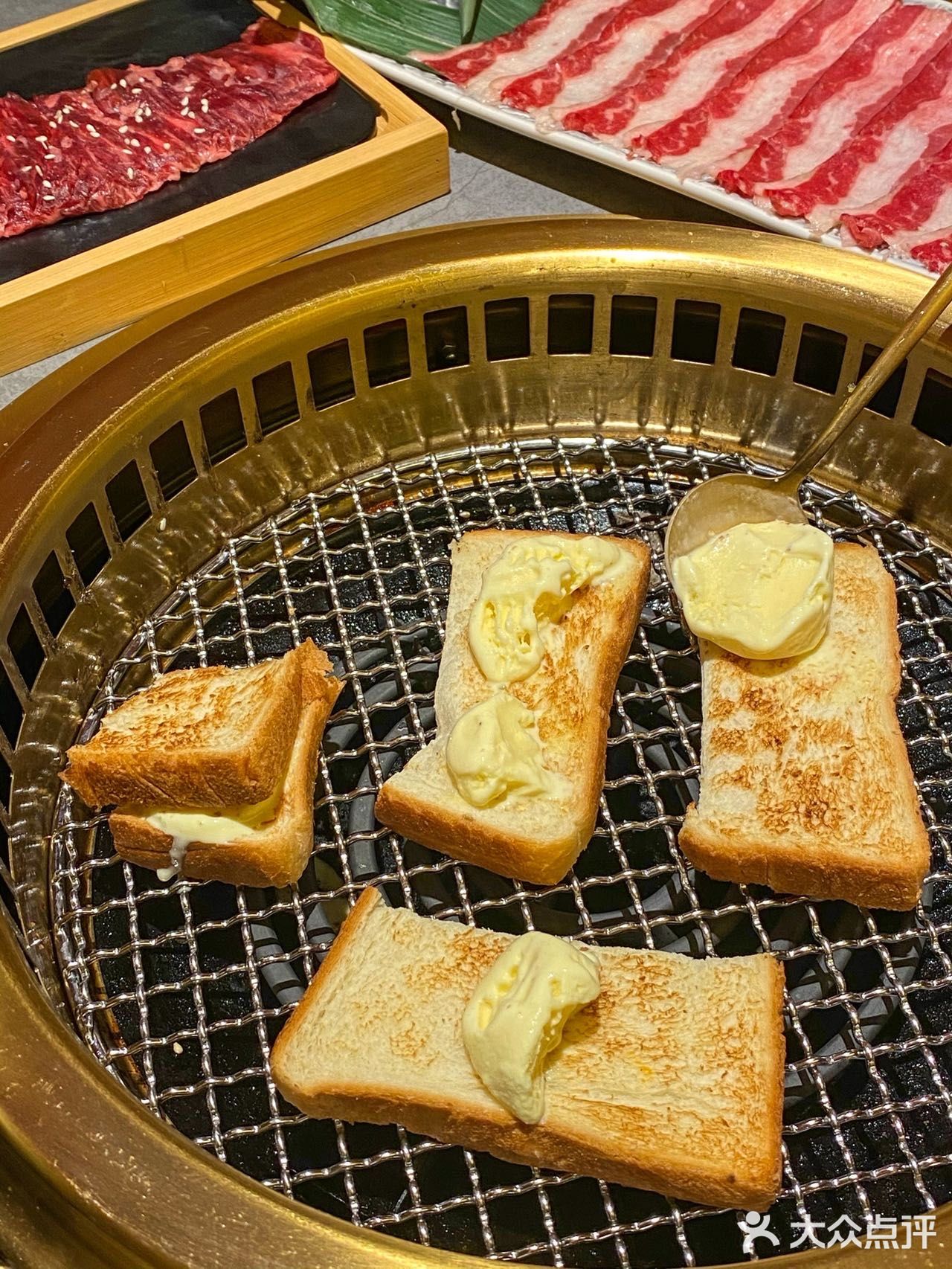 在重庆吃到满意的烤肉店‼️mini汉堡香晕了