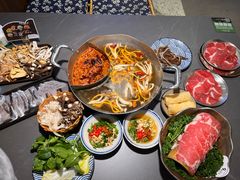 -楠小云·云南鲜菌·鲜牛自助火锅(九眼桥店)