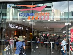 -东荟城名店仓