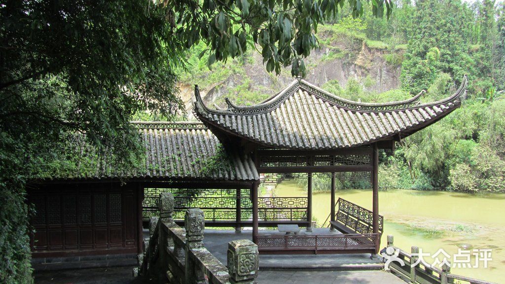 叠水河瀑布龙光台图片-北京自然风光-大众点评网