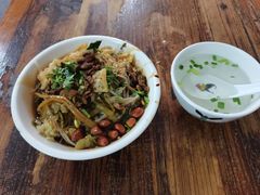 -罗家杏传统特色海南粉(人民西路总店)