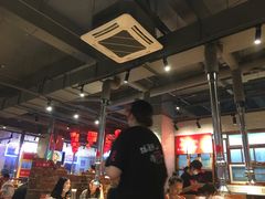 大堂-么肆烤肉·中式自助·烤肉大排档(街道口季佳PAI店)
