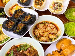 -李与白包子铺(桐梓林店)