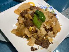 酸笋炒牛肉-美极鲜食坊(宝安南路店)