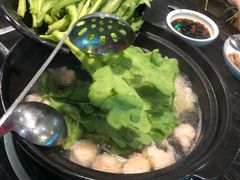 -东椰·海南椰子鸡火锅(朝阳门店)