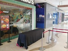 -麦当劳(哈西万达店)