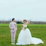 清新甜蜜的森系婚纱照