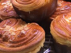 老面手撕包-昆明冠生园·蛋糕·面包(朗悦湾店)