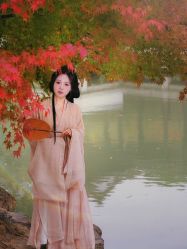-一揽芳华汉服旗袍体验馆(拙政园店)