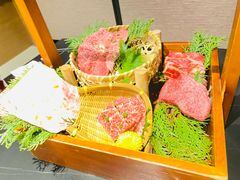 -山川小町·极番烧肉(新地假日广场店)