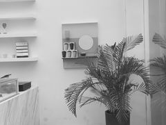 -UNI UNI(环亚凯瑟琳店)