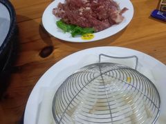 -五指山生态小黄牛(皮皮虾海鲜广场店)