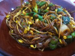 黄豆芽炒粉条-乐乐餐厅(湘子庙街店)