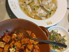 -渔语鱼酸菜鱼新川菜(来福士店)