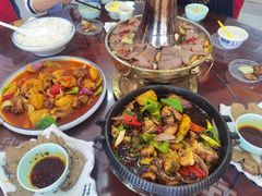 -撒拉人家.酸菜牦牛肉火锅