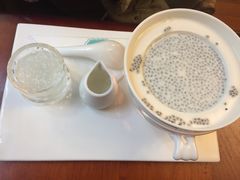 -燕庭·纯燕窝·甜品下午茶(南京西路店)