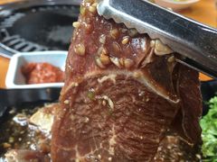 -唯成•韩国炭火烤肉 유성고기