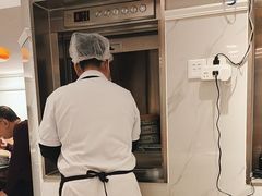 -小杨生煎(黄河路美食休闲街店)