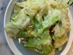 手撕圆白菜-懒人盐府人家(航天桥店)