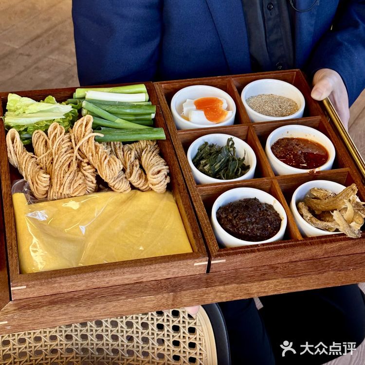 感谢青岛朋友推荐!15年老店诚不欺我🍺