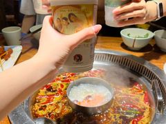 -城墙拐拐火锅(三峡广场黑金冠店)