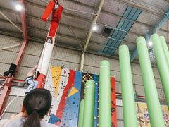 -天空之城蹦床攀岩运动馆·团建拓展·亲子游乐·生日派对(合肥店)
