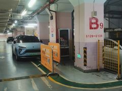 -环球港-停车场