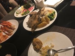 -唐拉雅秀酒店-西锦汇空中BBQ·思创餐厅