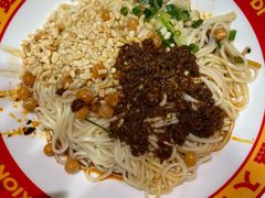 -魔都三兄弟酸辣粉·蘸卤炸串(虹桥万科店)