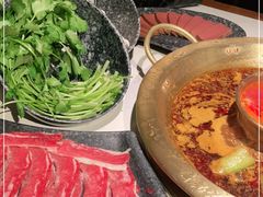 -哥老官重庆美蛙鱼头(日月光店)