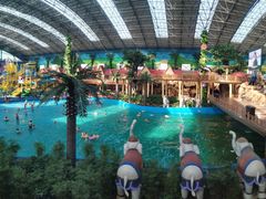 -沈阳龙润夏宫温泉水乐园