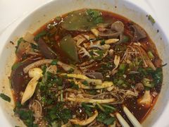 -成都你六姐·牛肉冒菜(城市集市合生汇店)