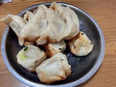 -黄阿姨锅贴大王(万航渡路店)