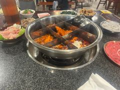 -邓莽子老火锅(中兴路总店)