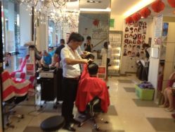 点击看大图 iphone_upload_pic-卡迪堡造型连锁沙龙