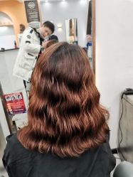 -V8潮牌·接发烫染连锁