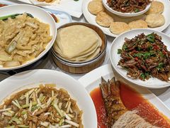-梅利汴京烤鸭•开封豫菜地标店(东大街店)