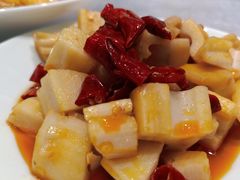 酸辣藕丁-姚姚酸菜鱼·金戈戈香港豉油鸡(喜荟城联名店)