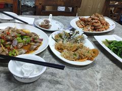 -四川小胡子海鲜(丁村万人海鲜广场店)