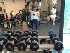 -lululemon(上海浦东IFC店)