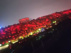 -肥肥虾庄·金牌油焖大虾(杨园滨江时代walk店)